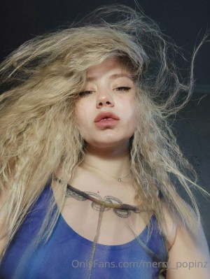 Merry Popinz Photo #17