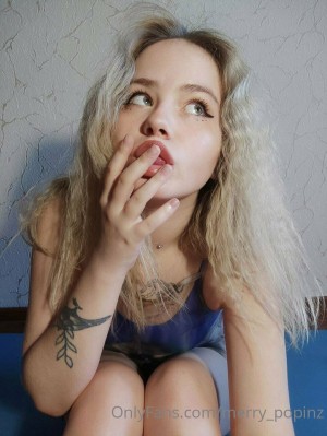 Merry Popinz Photo #19