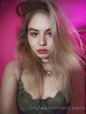 Merry Popinz Photo #24