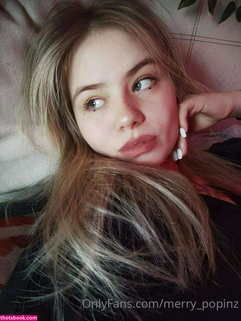 Merry Popinz Photo #30