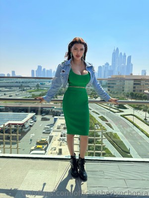 Sherlyn Chopra Photo #30