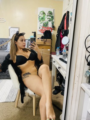 Steph Naomi Photo #14