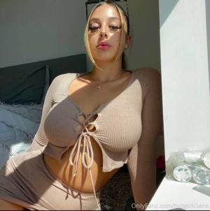 Submissive Skylar Photo #24