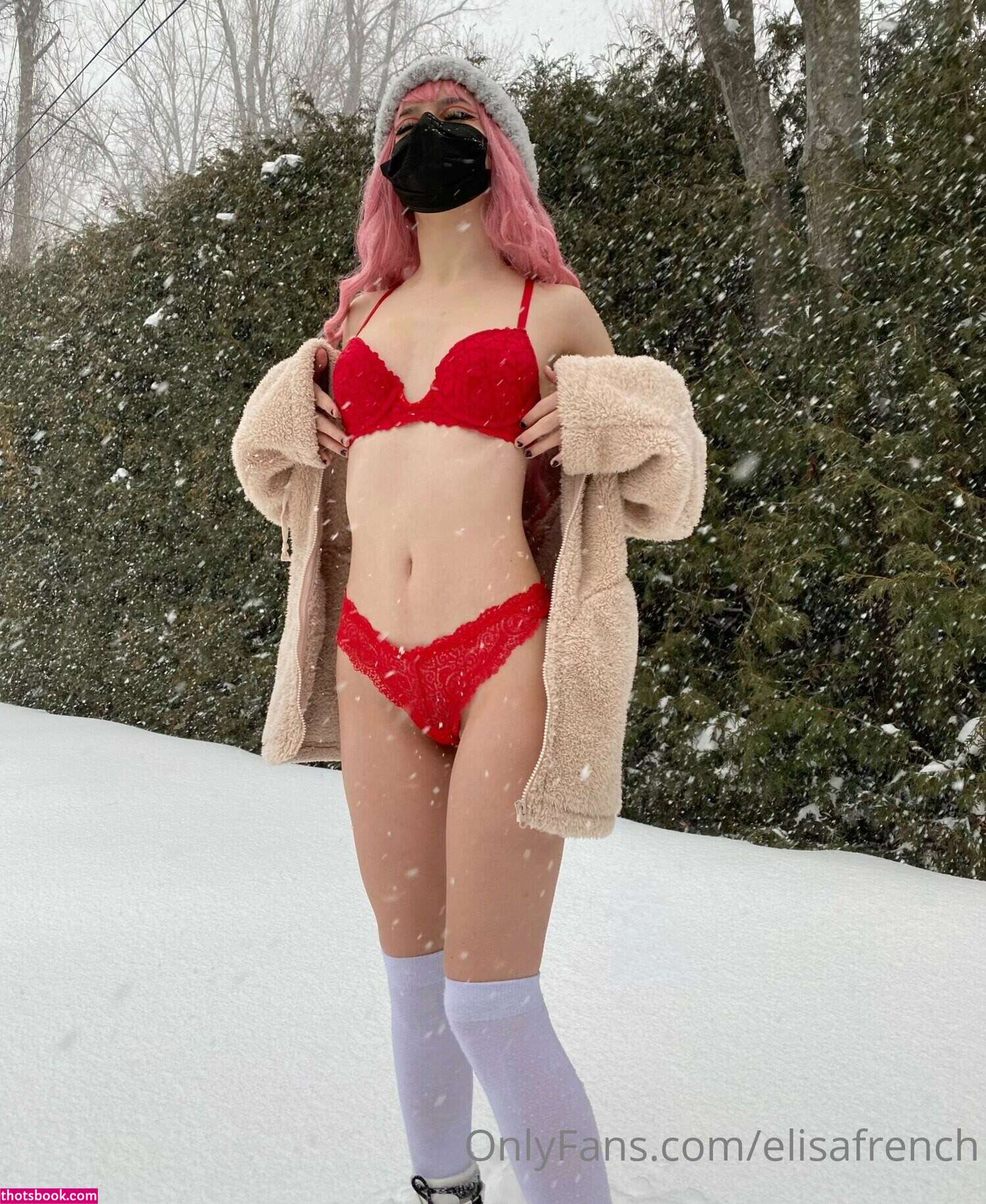 Elisa French Photo #18