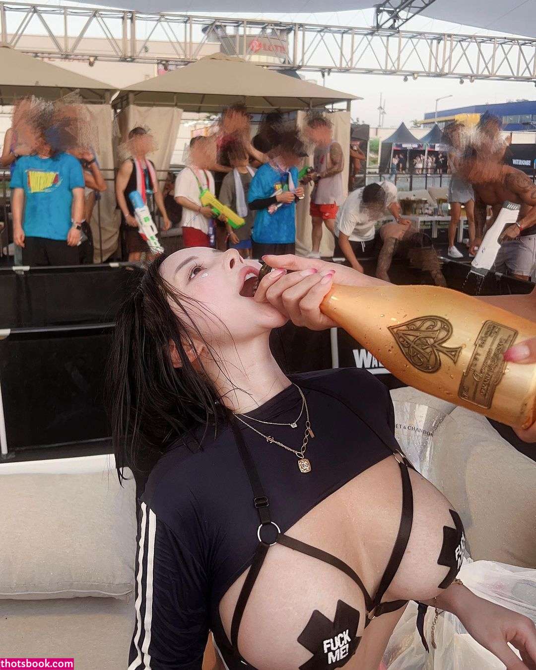 Luda Glamorous Photo #10