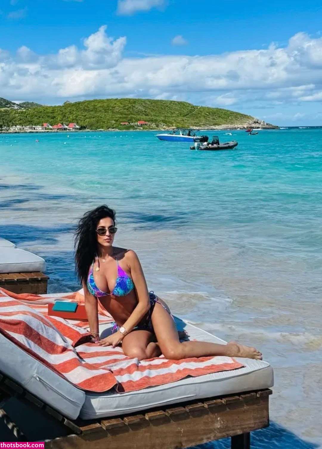 Julie Ricci Photo #24