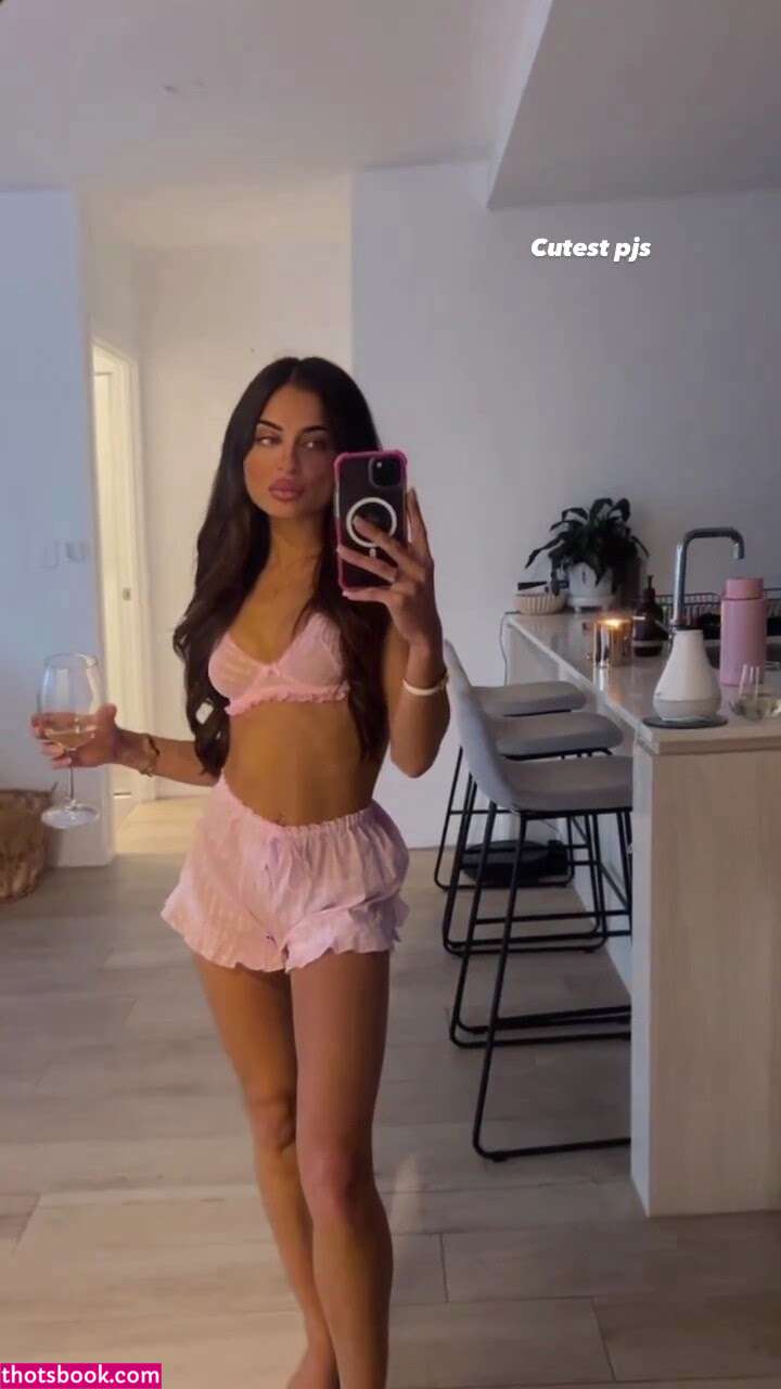 Rhiannon Kyra Photo #1