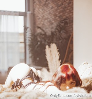 Sylvie Feral Photo #31