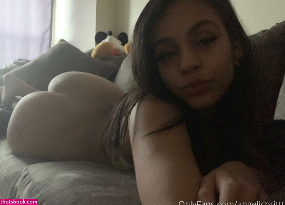 Angelicbrittt Photo #20