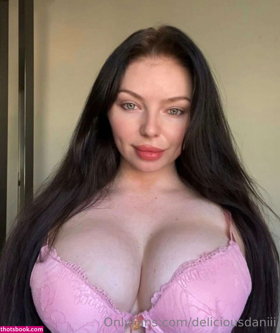 Dani Phelps Photo #1