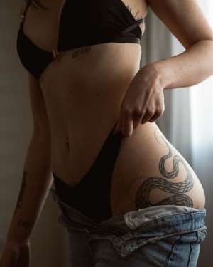 Ablackrosee Photo #2