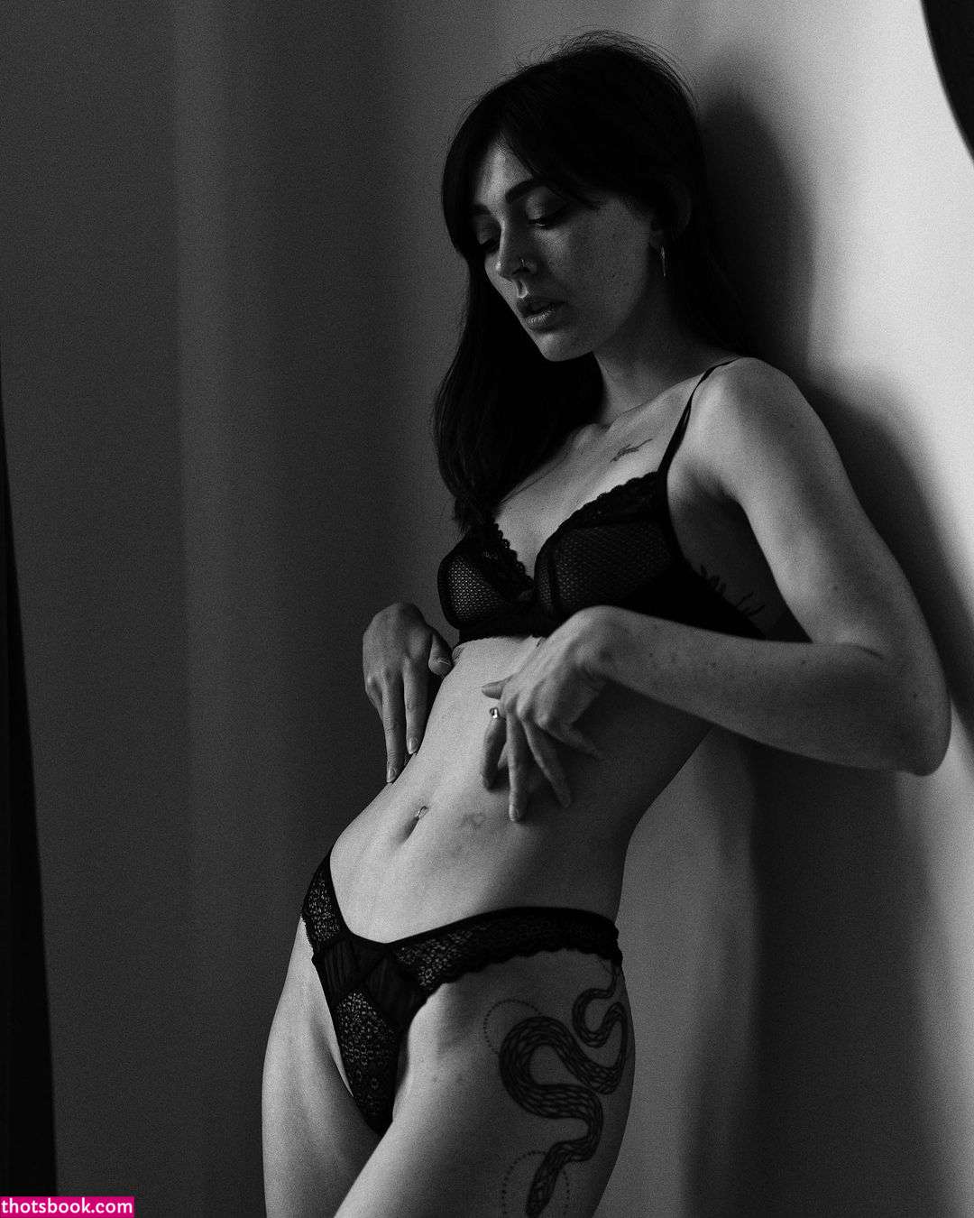 Ablackrosee Photo #16