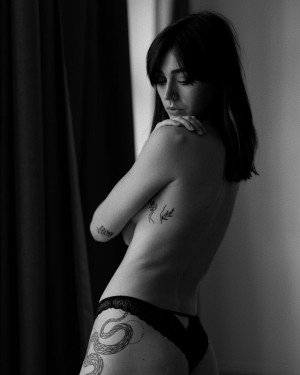 Ablackrosee Photo #22