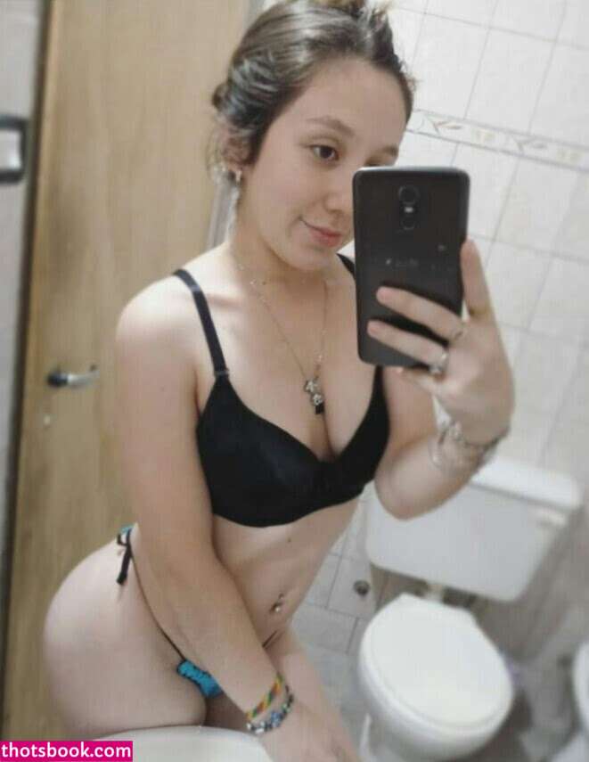 Aguss Thina Photo #23