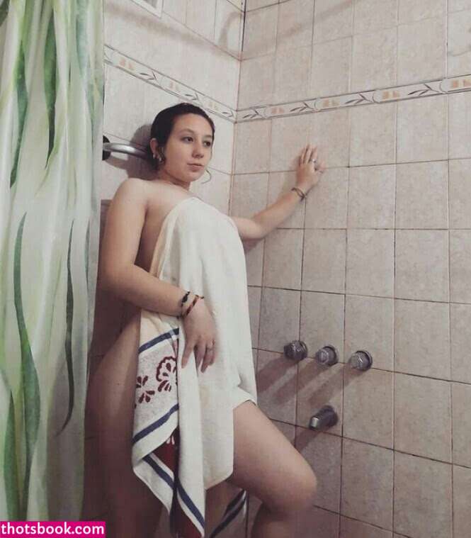 Aguss Thina Photo #34