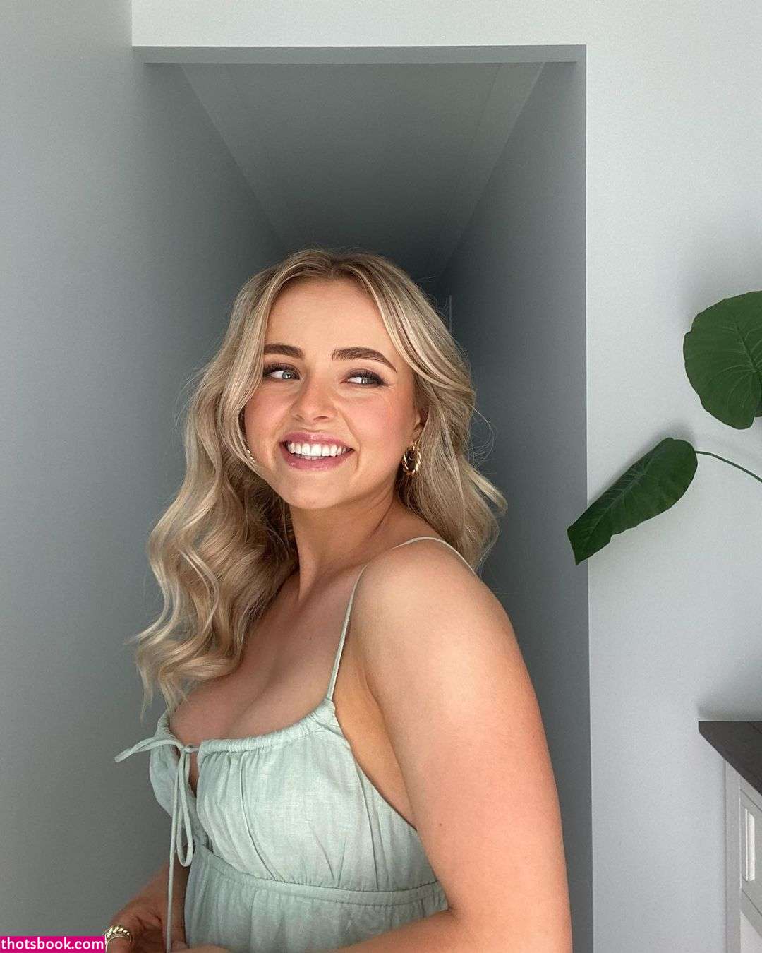 Conagh Kathleen Photo #40