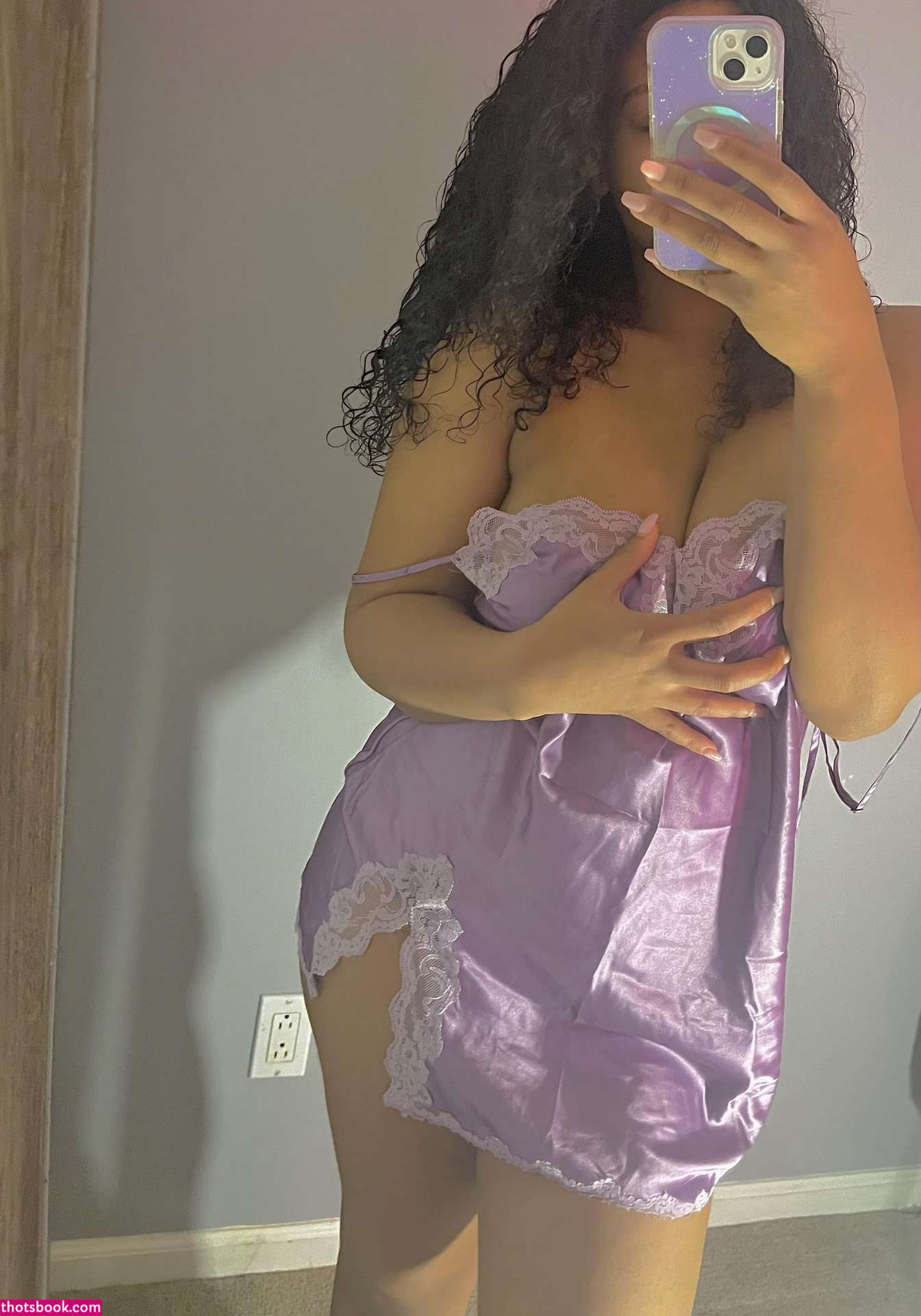 Kittenthatkries Photo #38