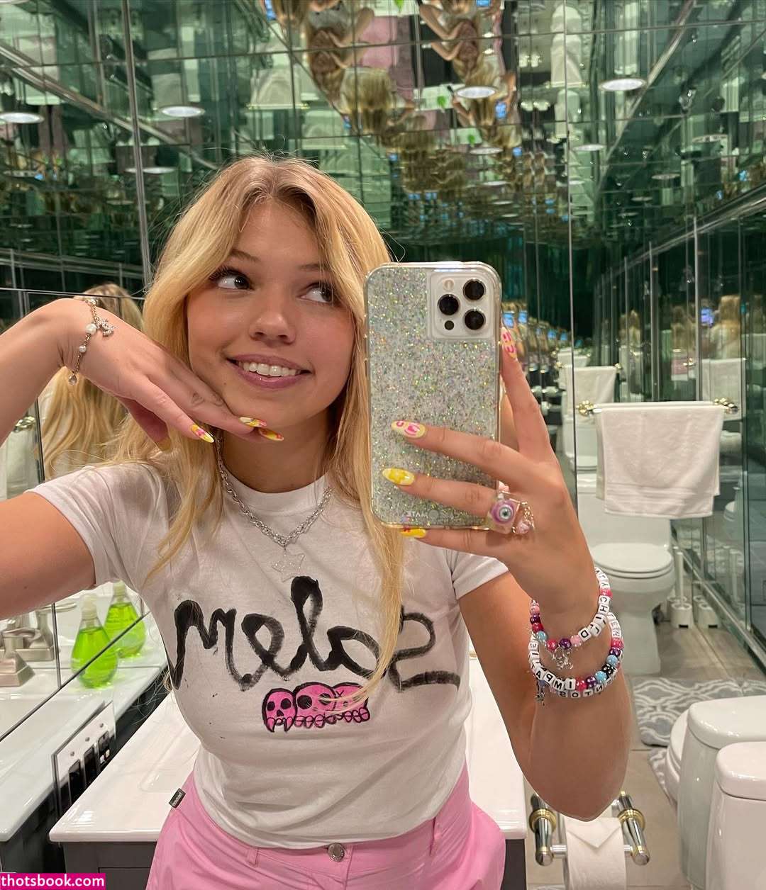 Salem Ilese Photo #3