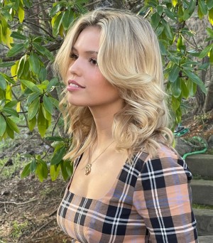 Salem Ilese Photo #6