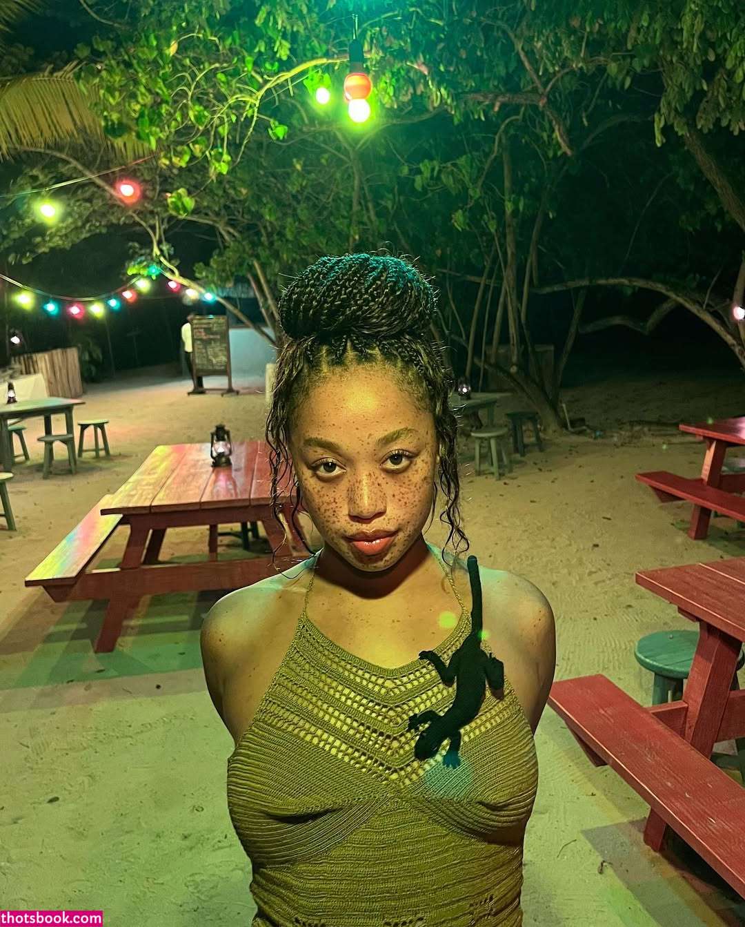 Salem Mitchell Photo #26