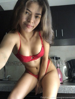 Alejandra Gomez Photo #7