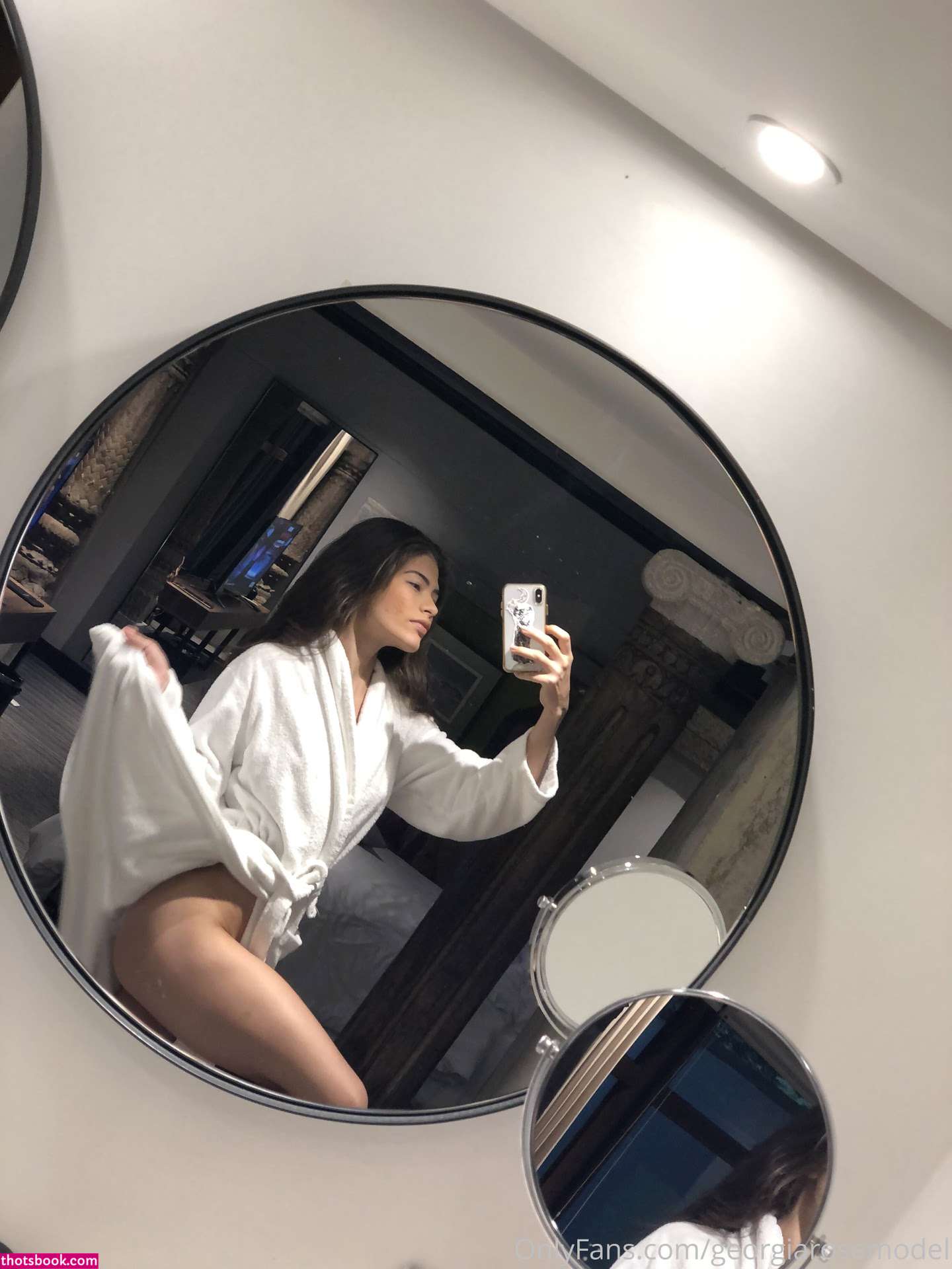 Alejandra Gomez Photo #12