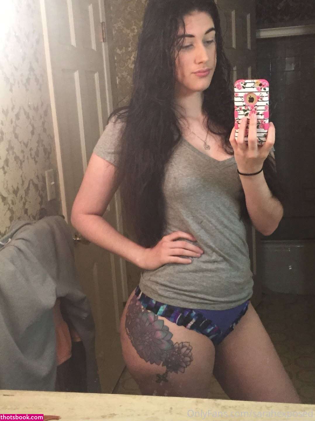 sarahexposed Photo #9