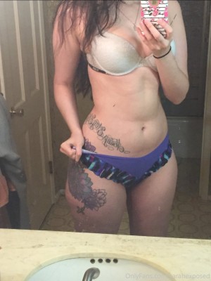 sarahexposed Photo #8