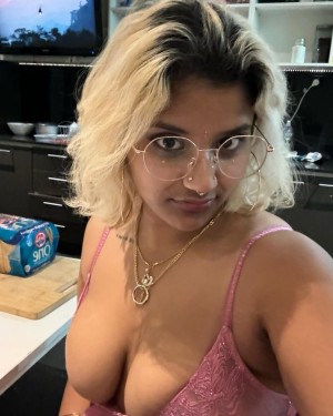 Jhanavi Kissumirri Photo #6