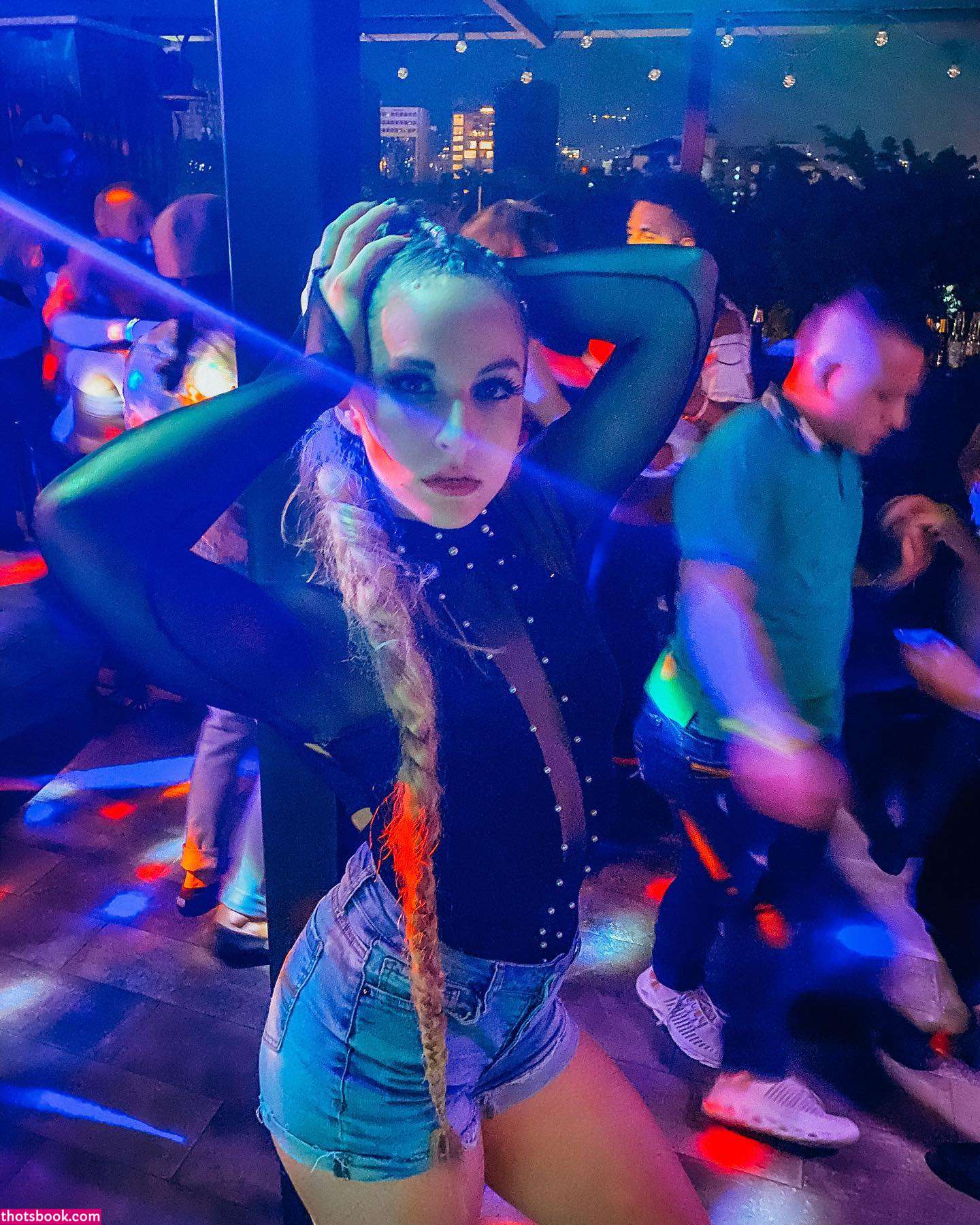 Lauren La Gringa Latina Photo #6