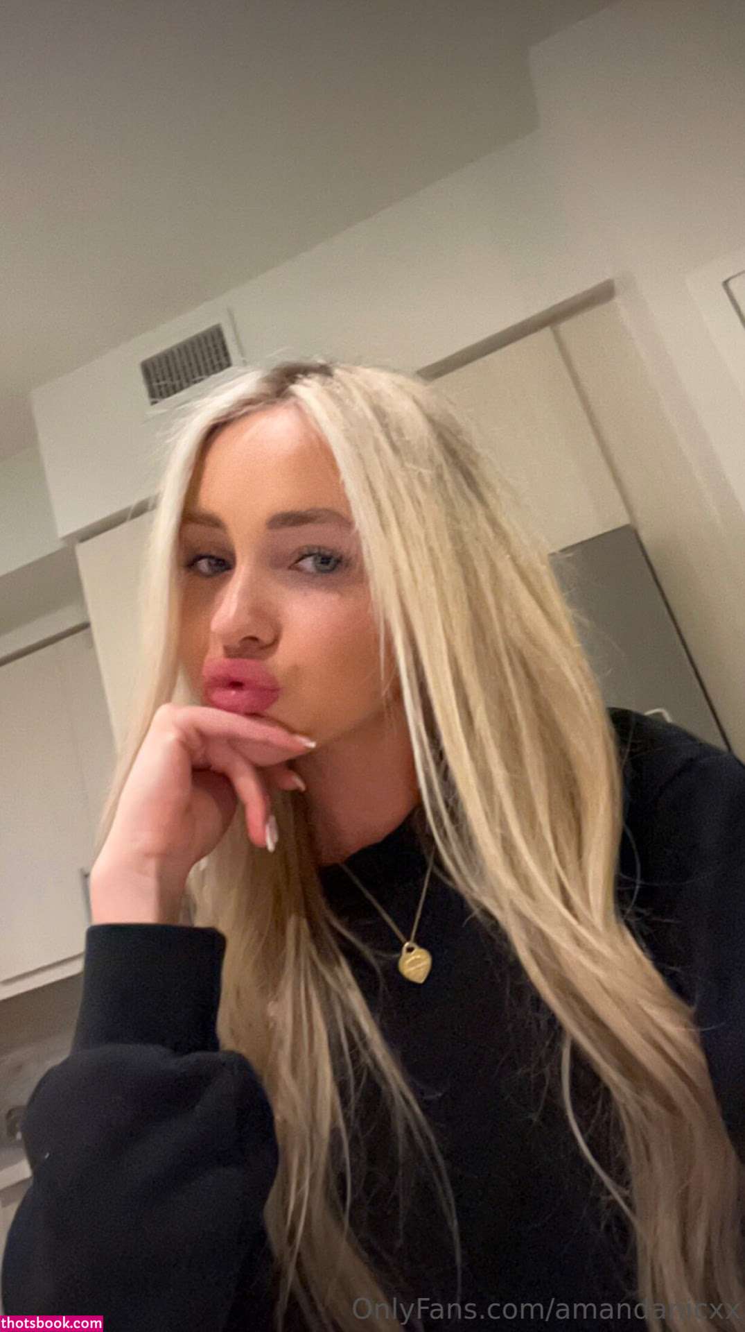 Amanda Kabdebo Photo #16