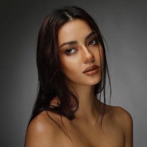 Amanda Obdam Photo #6