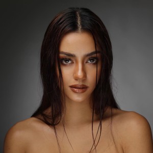 Amanda Obdam Photo #7