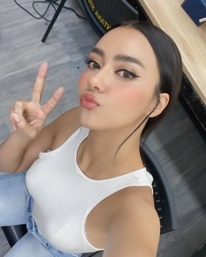 Amanda Obdam Photo #26