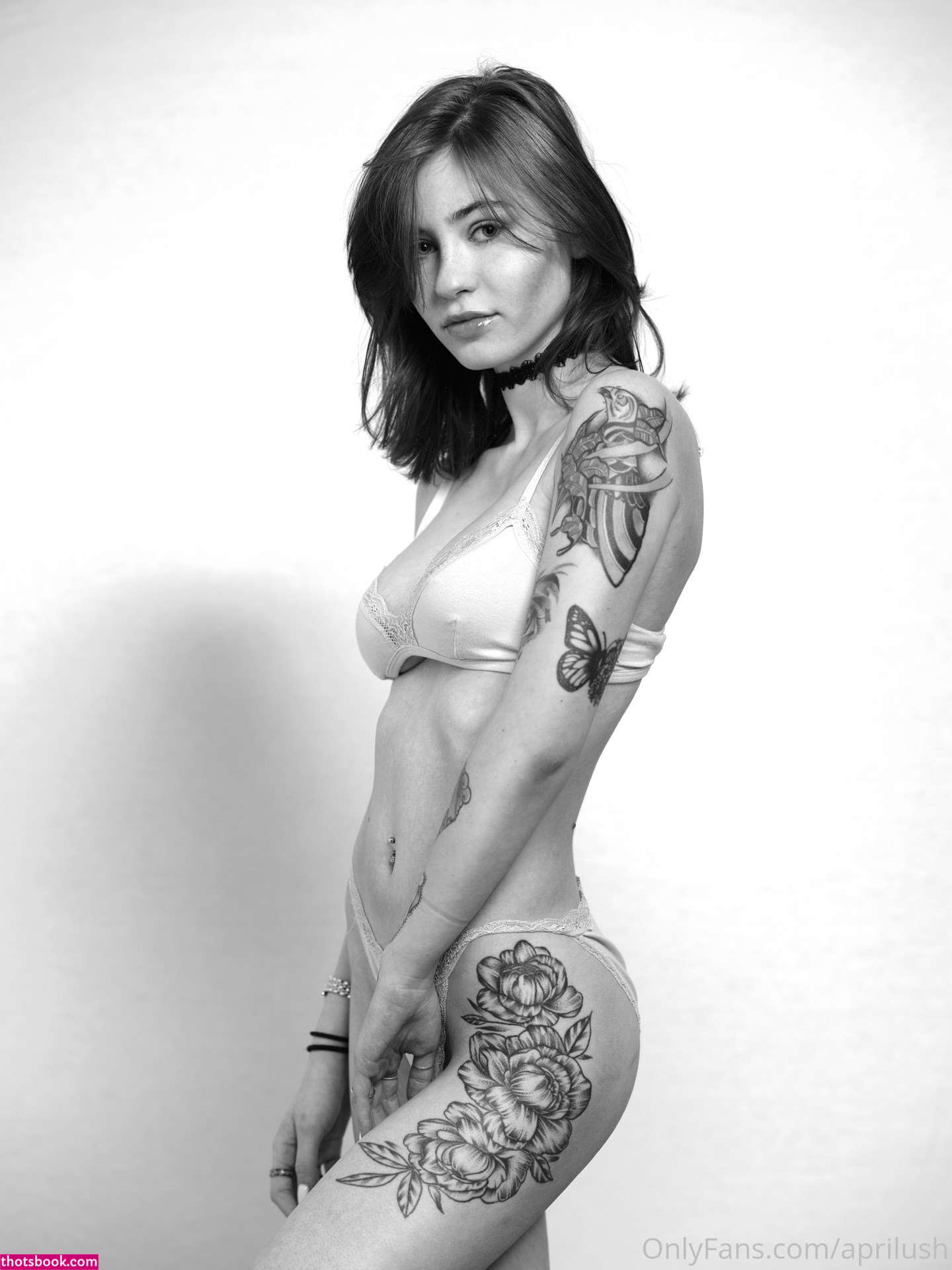 April Harel Photo #24