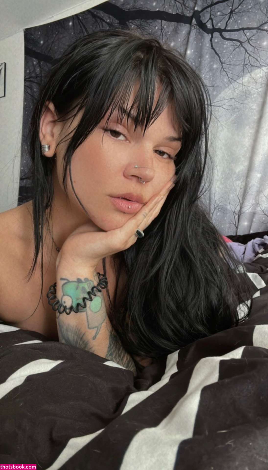 horrorwh0re Photo #10