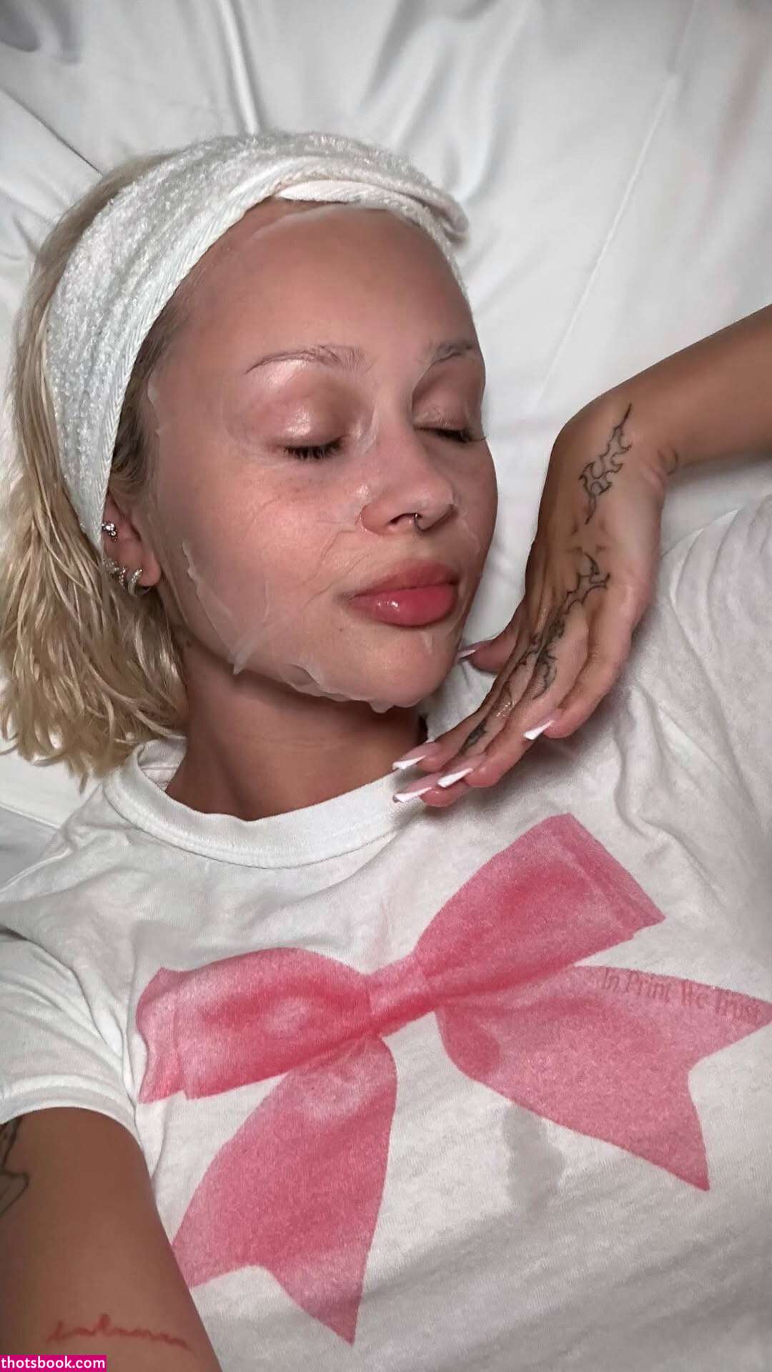 Lila Janowska Photo #30