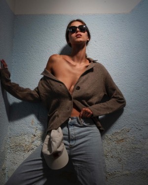 Noa Brener Photo #15