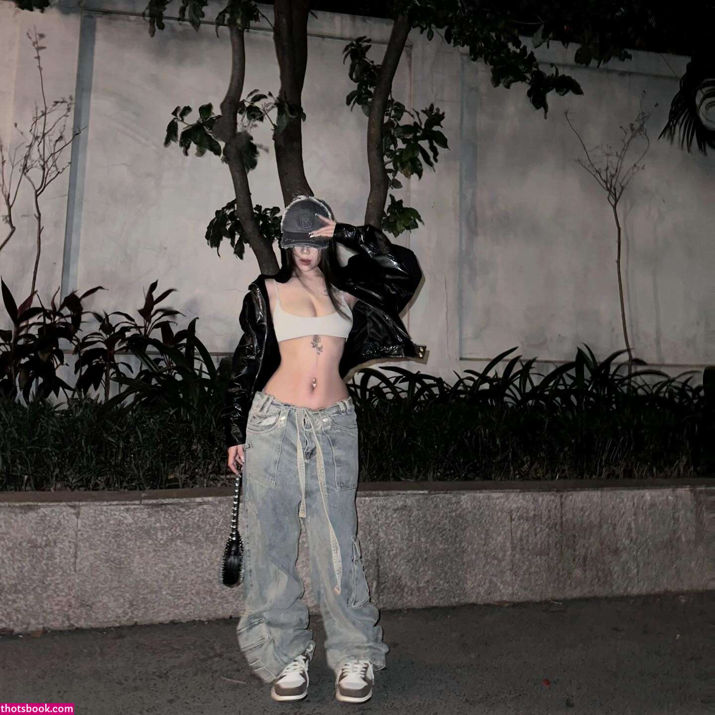 Veronica Lucifer Photo #4