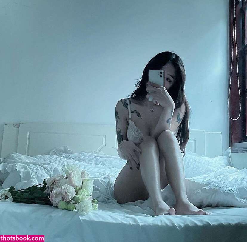 Veronica Lucifer Photo #8