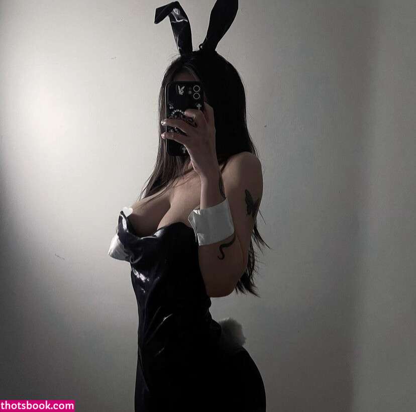 Veronica Lucifer Photo #21