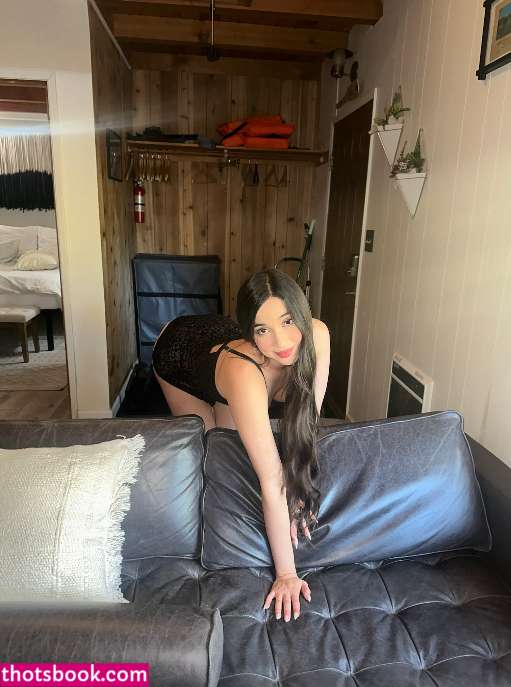 Aliss Romann Photo #16