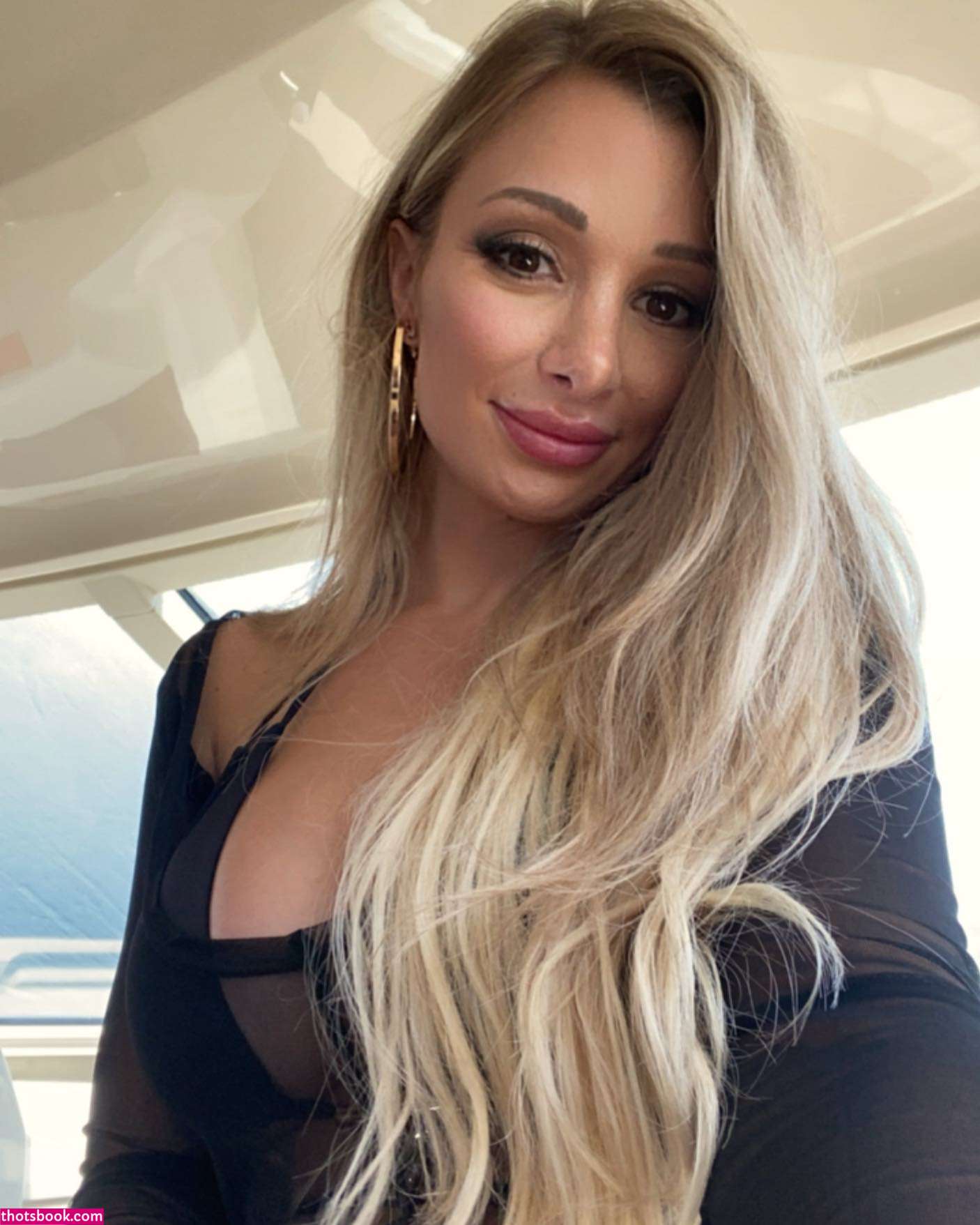 Amber Lynn Bogart Photo #12