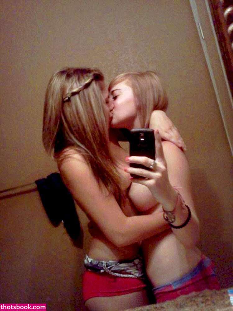 Bluegoesmew Photo #6