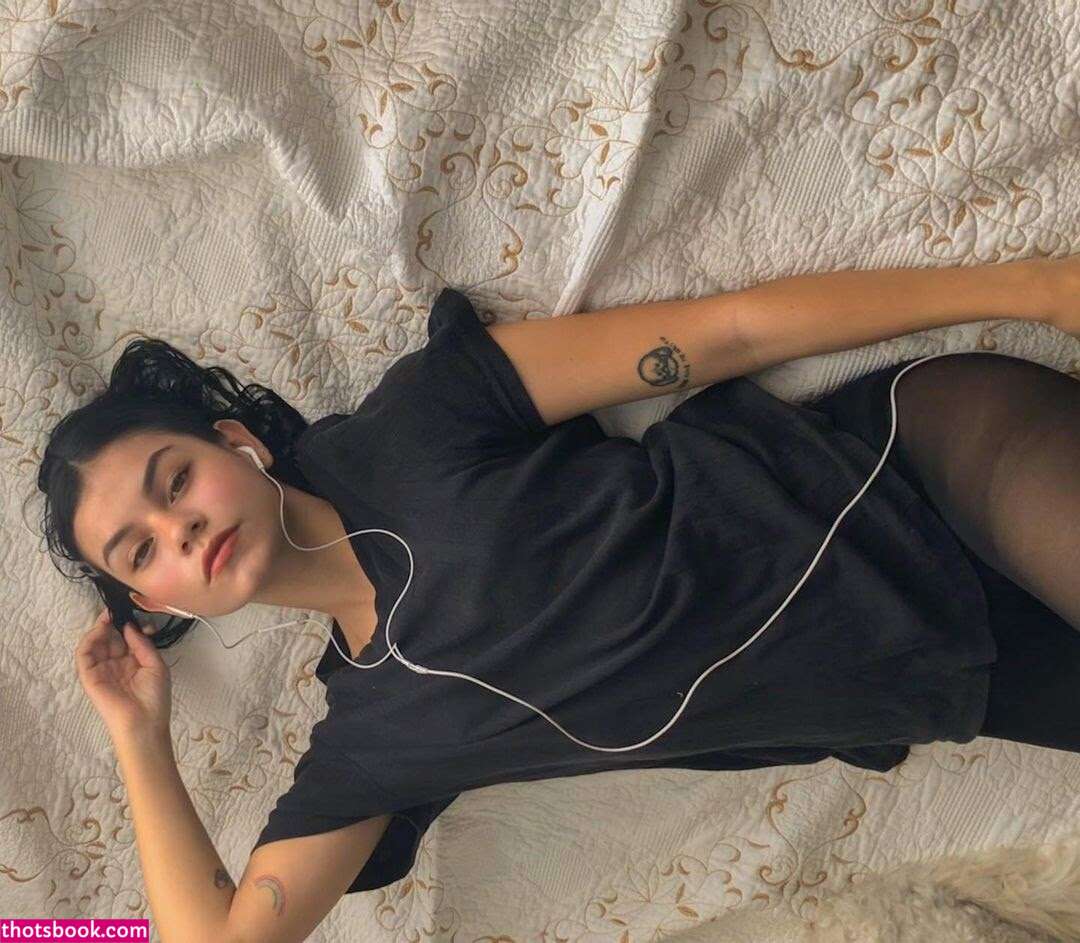 Daniela Montaguth Photo #8