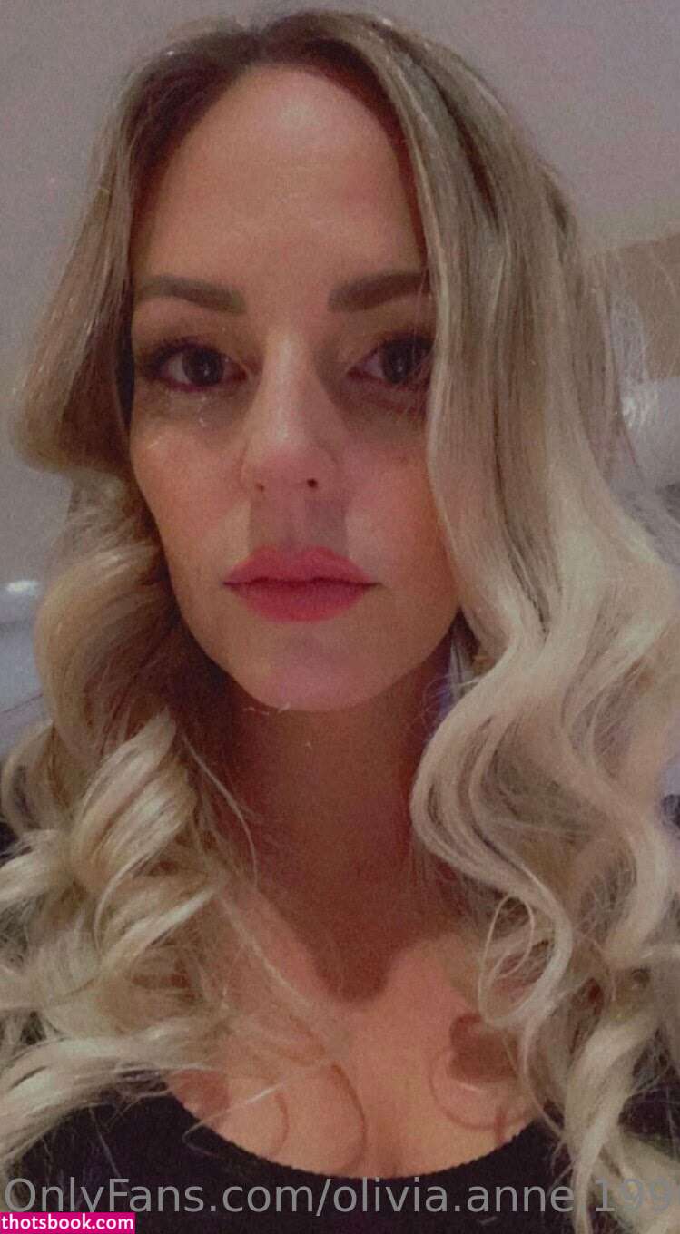 Olivia Anne 1990 Photo #11