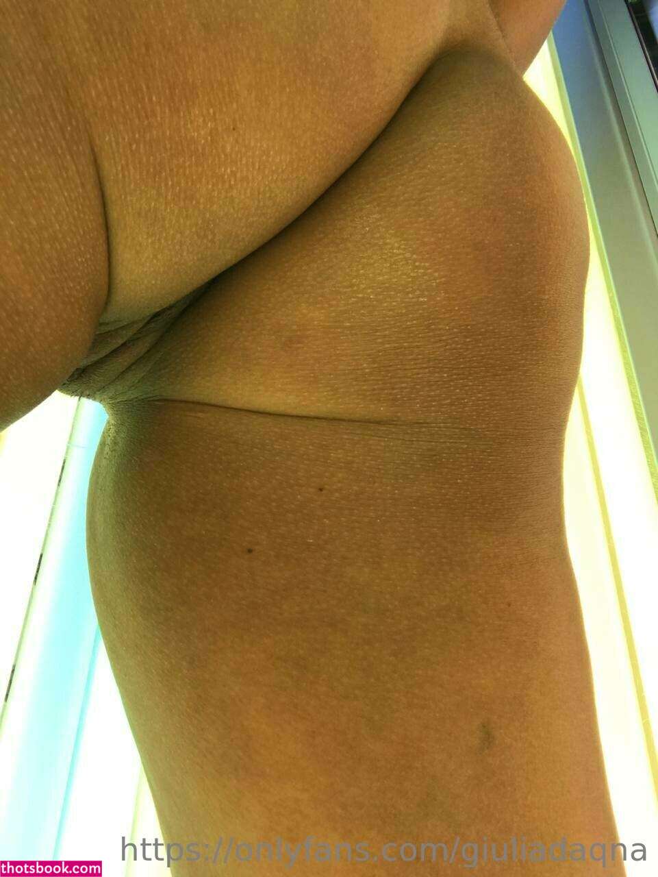 Giulia Daqna Photo #5