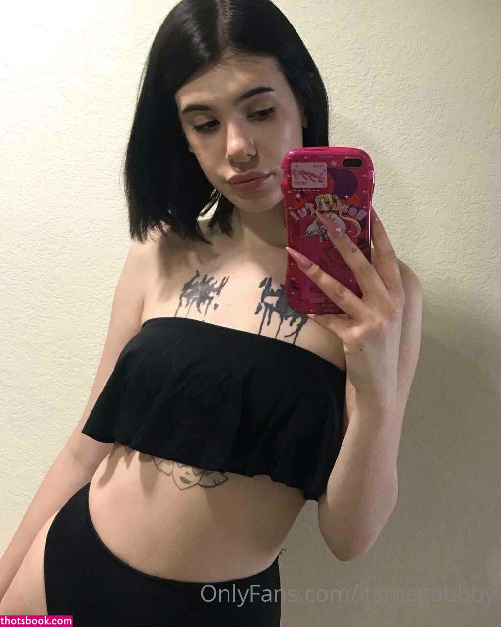 itsmegabbby Photo #2