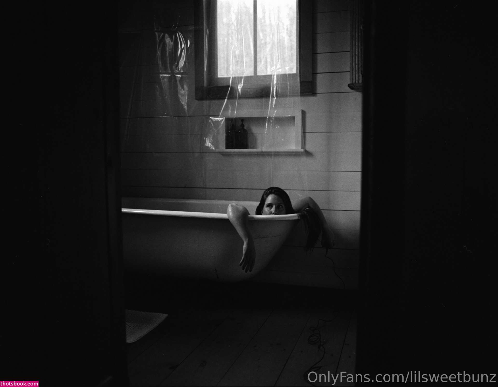 lilsweetbunz Photo #13