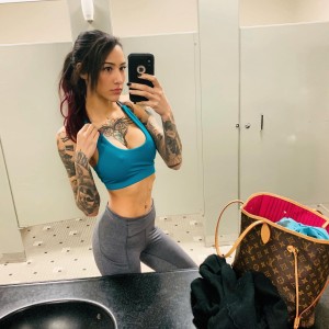 slizzylizzyxo Photo #42